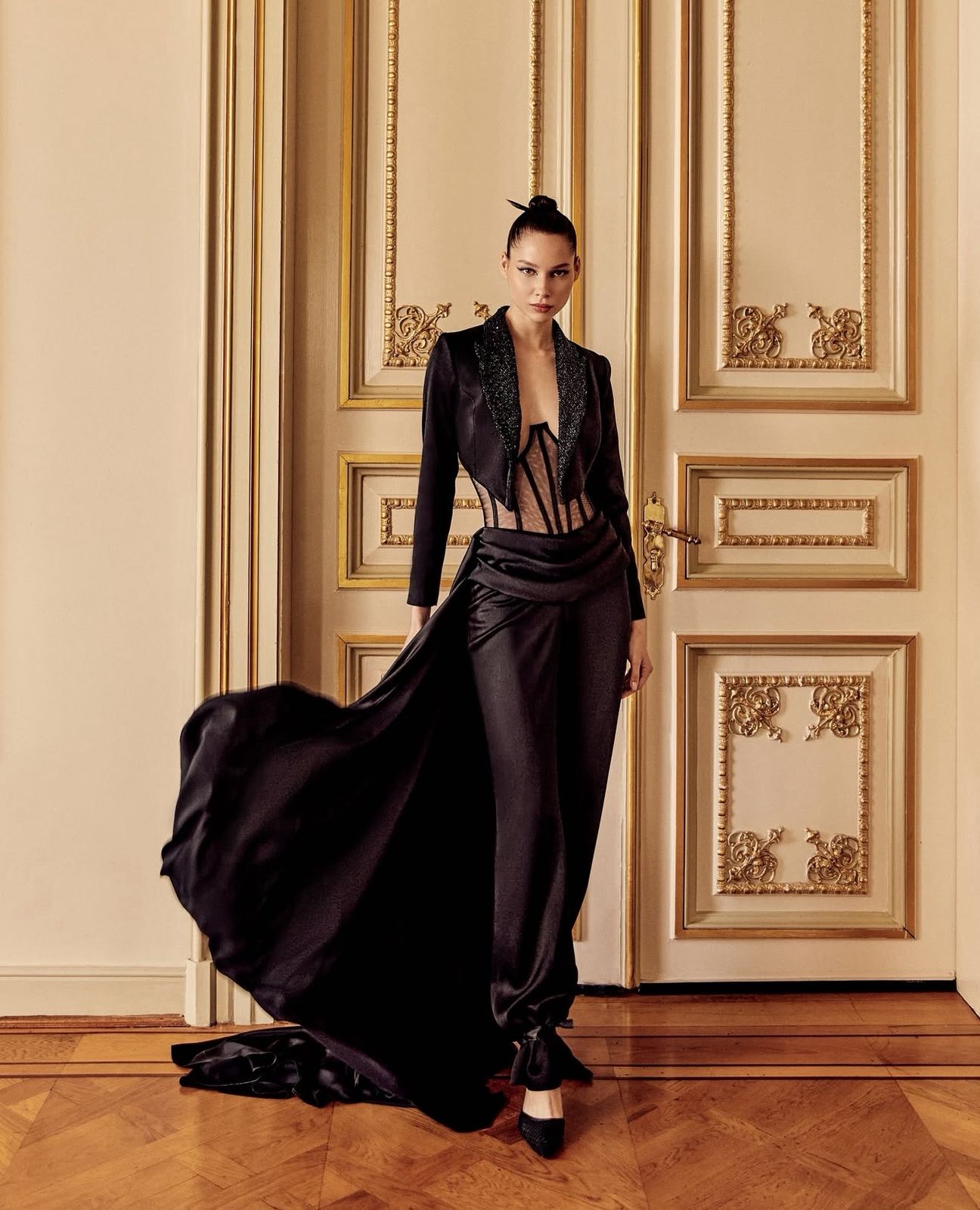 LOOK 012
