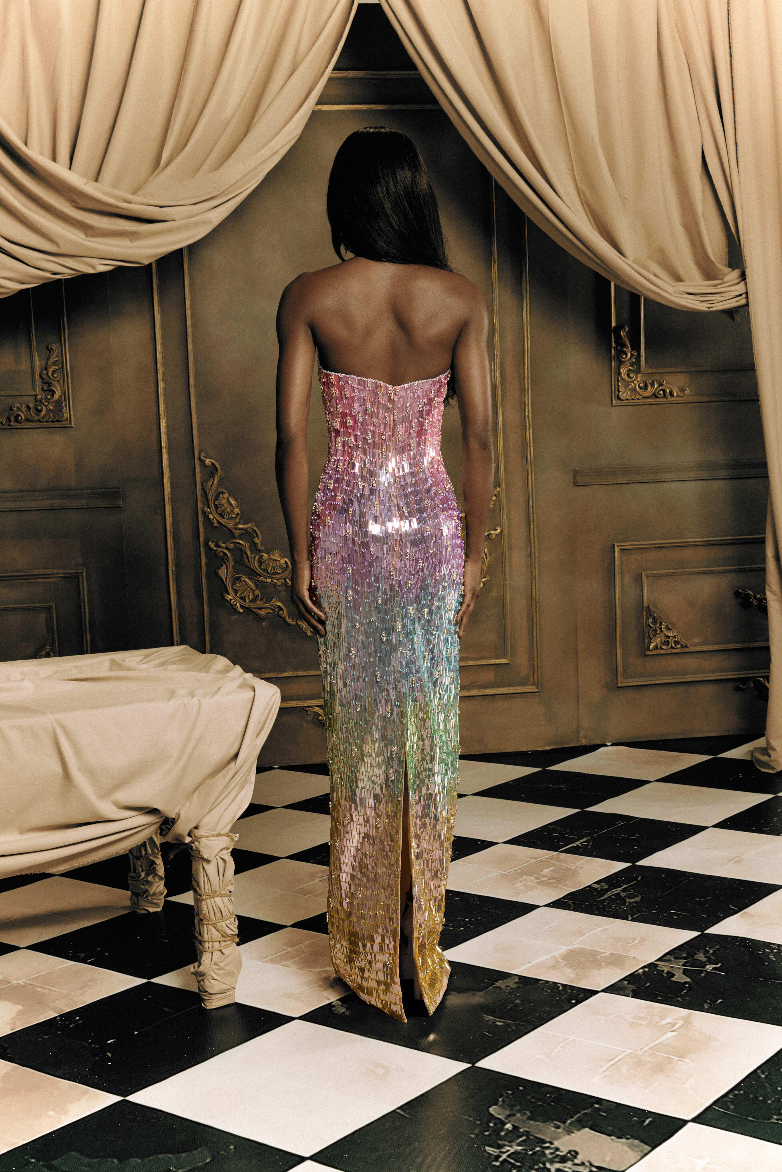 LOOK 001