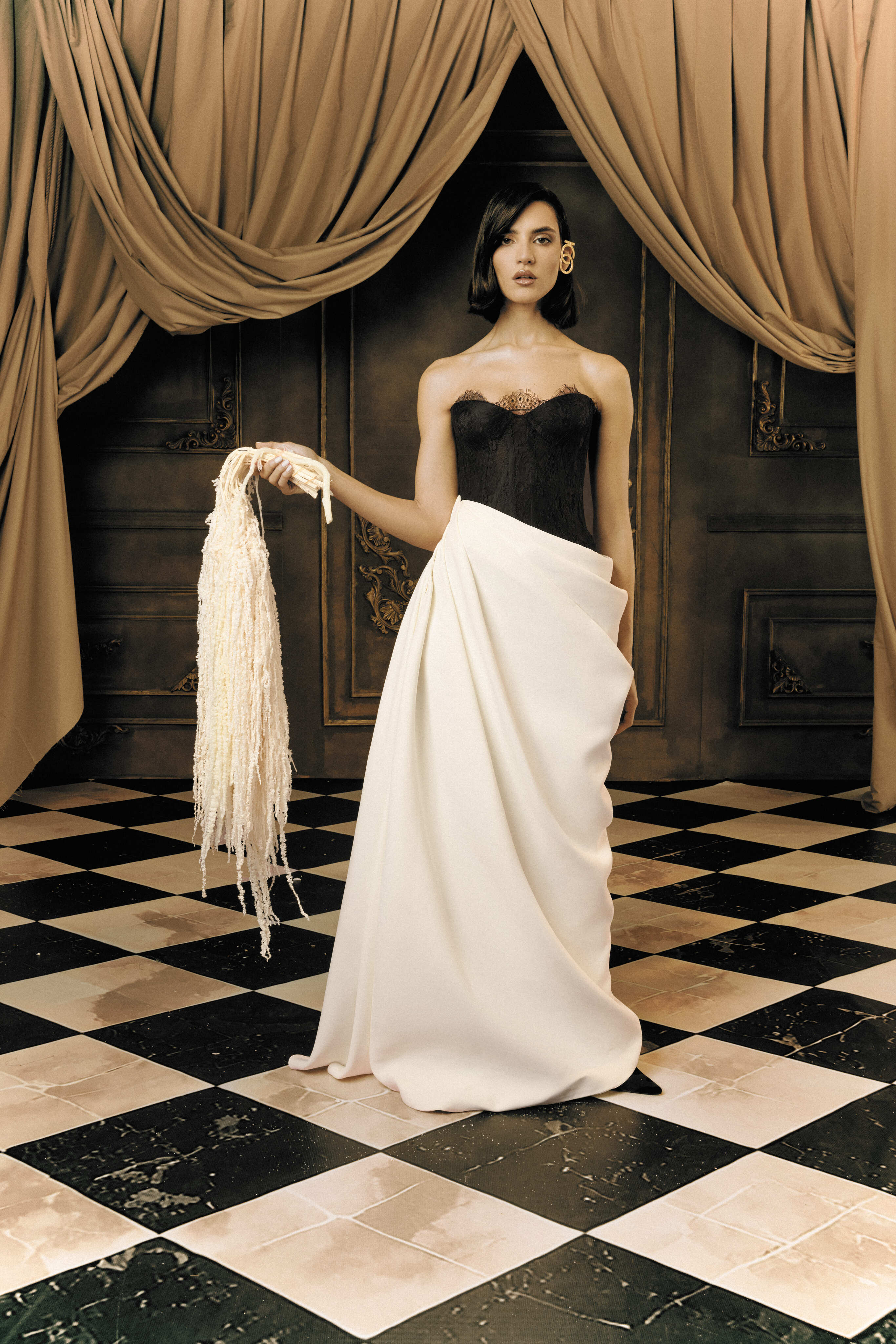 LOOK 003
