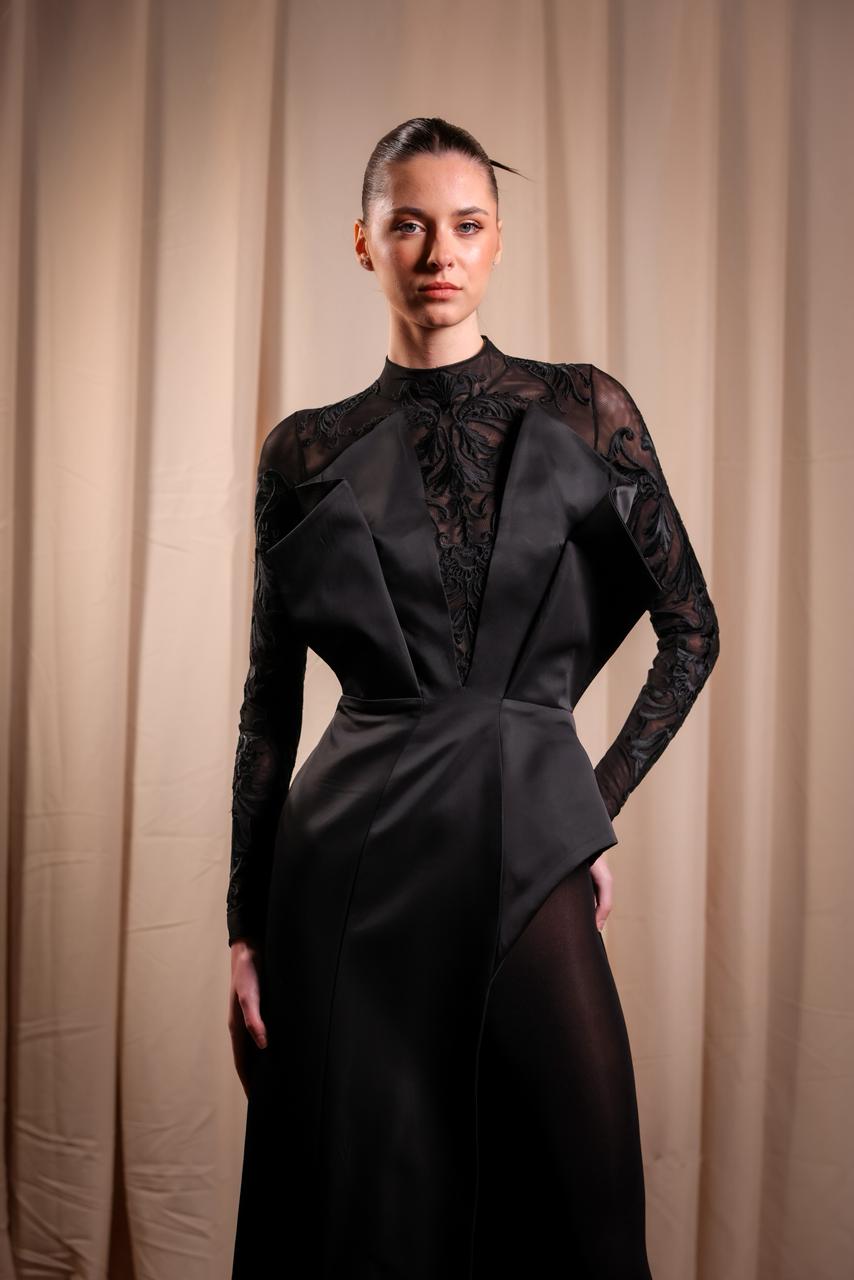 LOOK 011